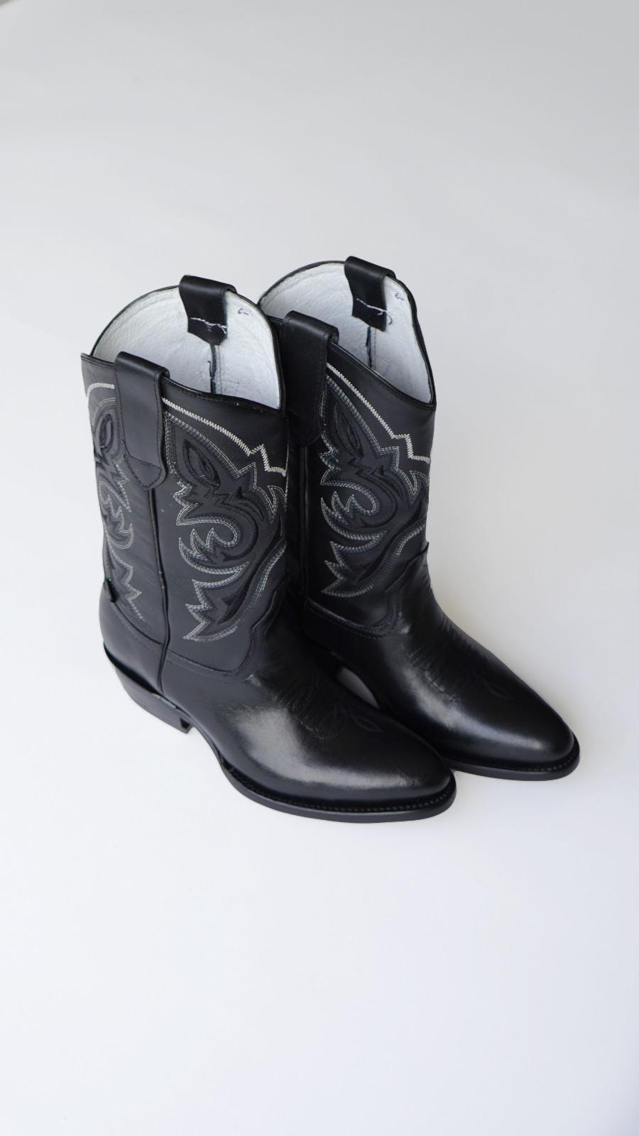 SIN MIEDO Handmade Cowboy Boots (Black)